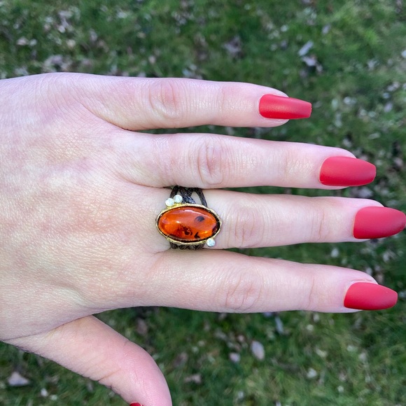Natural Oval Amber Gemstone Ring Sz 7.75 Silver with Black Rhodium Gold - Picture 7 of 8
